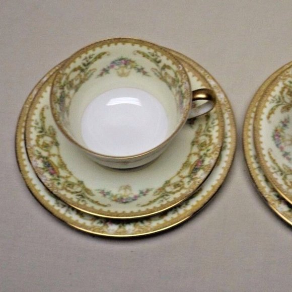 Noritake China Nanette set of 2 - 3 pc Footed Teacup, Saucer and Luncheon Plates - Picture 6 of 16